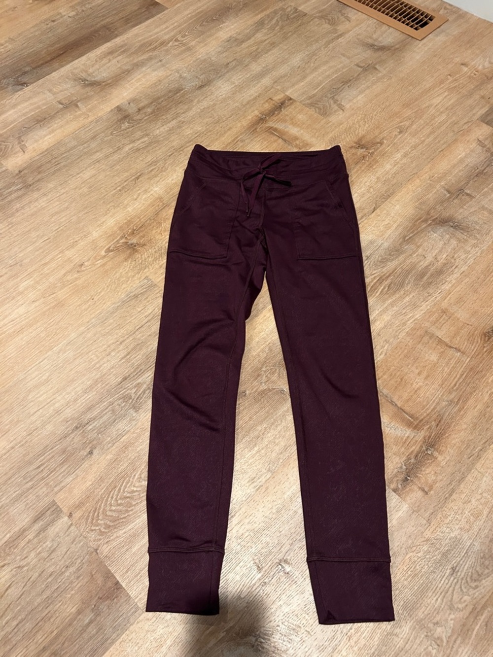 aerie Women’s Burgundy Drawstring Joggers